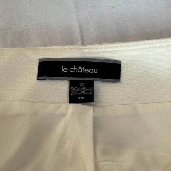 Le Chateau Cream Blazer Skirt Suit Set - Picture 8 of 12